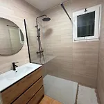 Maison Dans Village Avec Piscine Gaujac (Gard)
