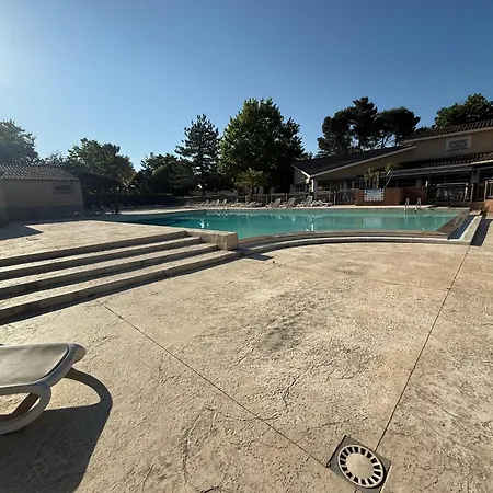 Maison Dans Village Avec Piscine * Gaujac (Gard)